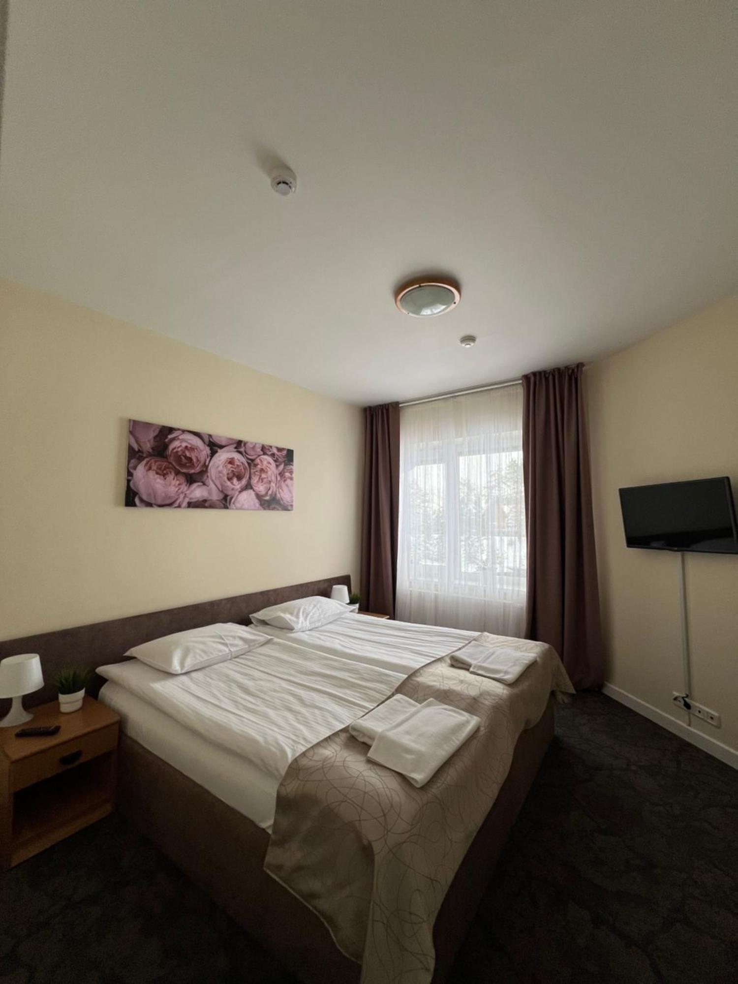 Butenas Hotel Tyla Birzai Luaran gambar